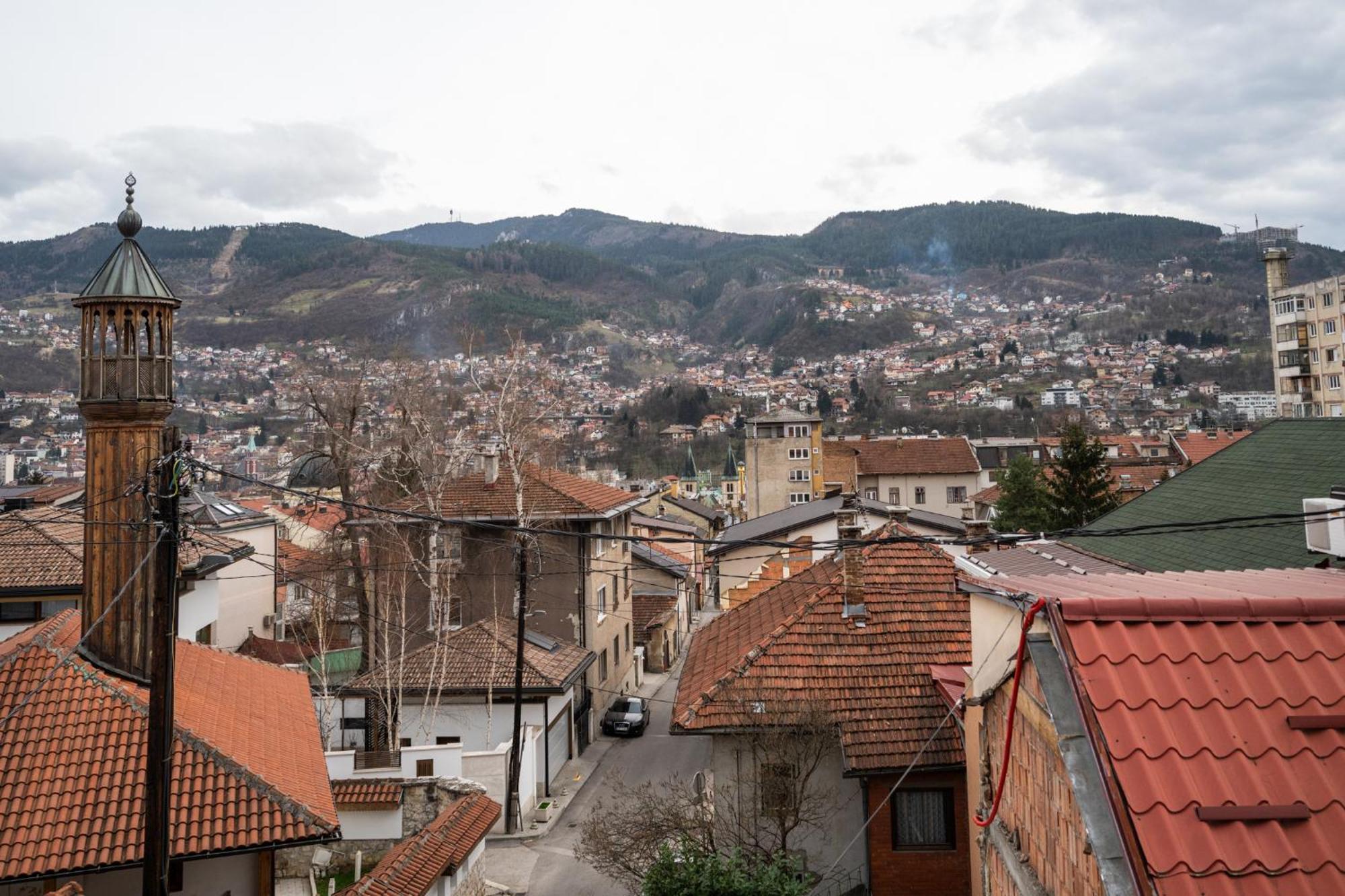 Design 1Bdr Apartment With City View Sarajevo Bagian luar foto