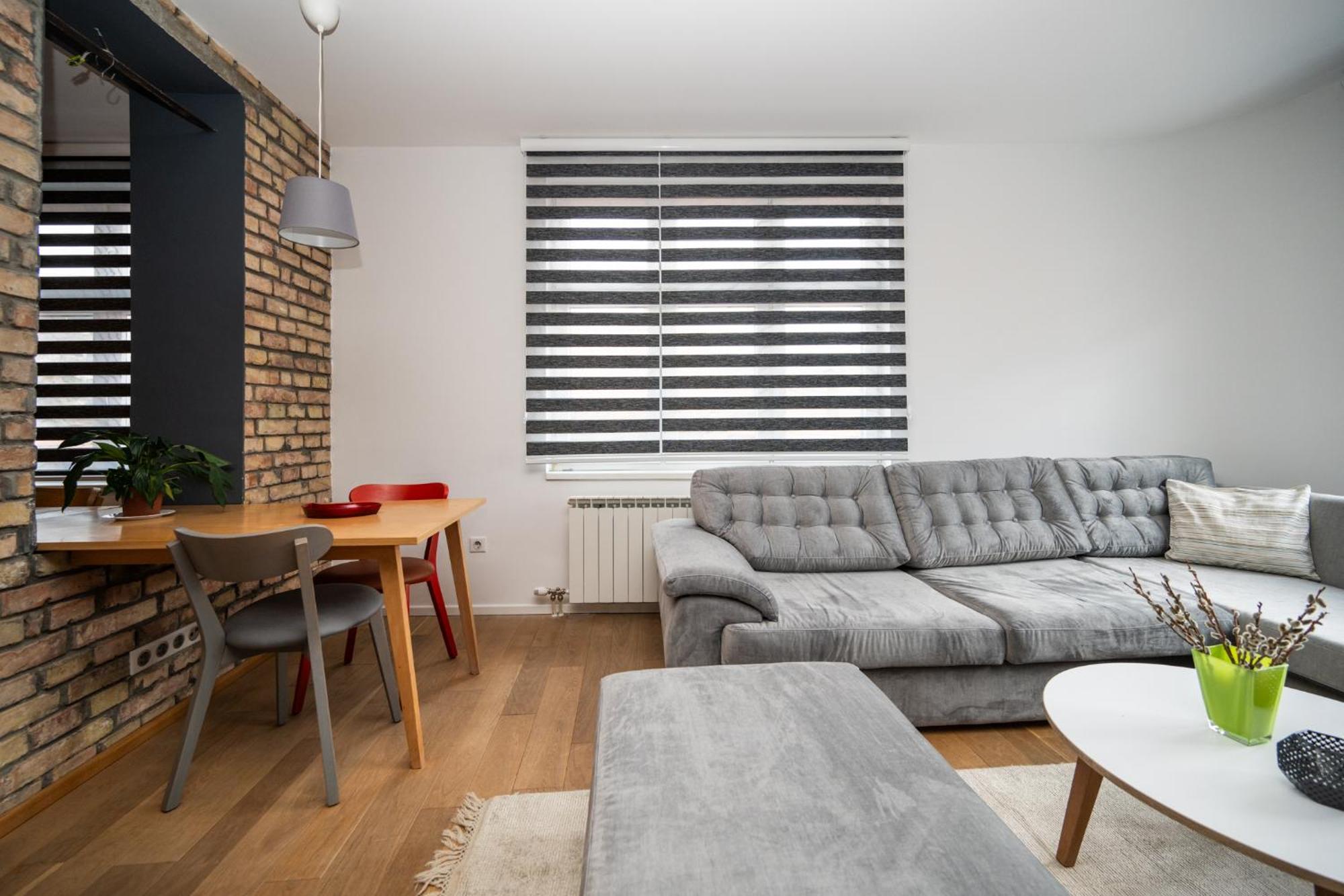Design 1Bdr Apartment With City View Sarajevo Bagian luar foto