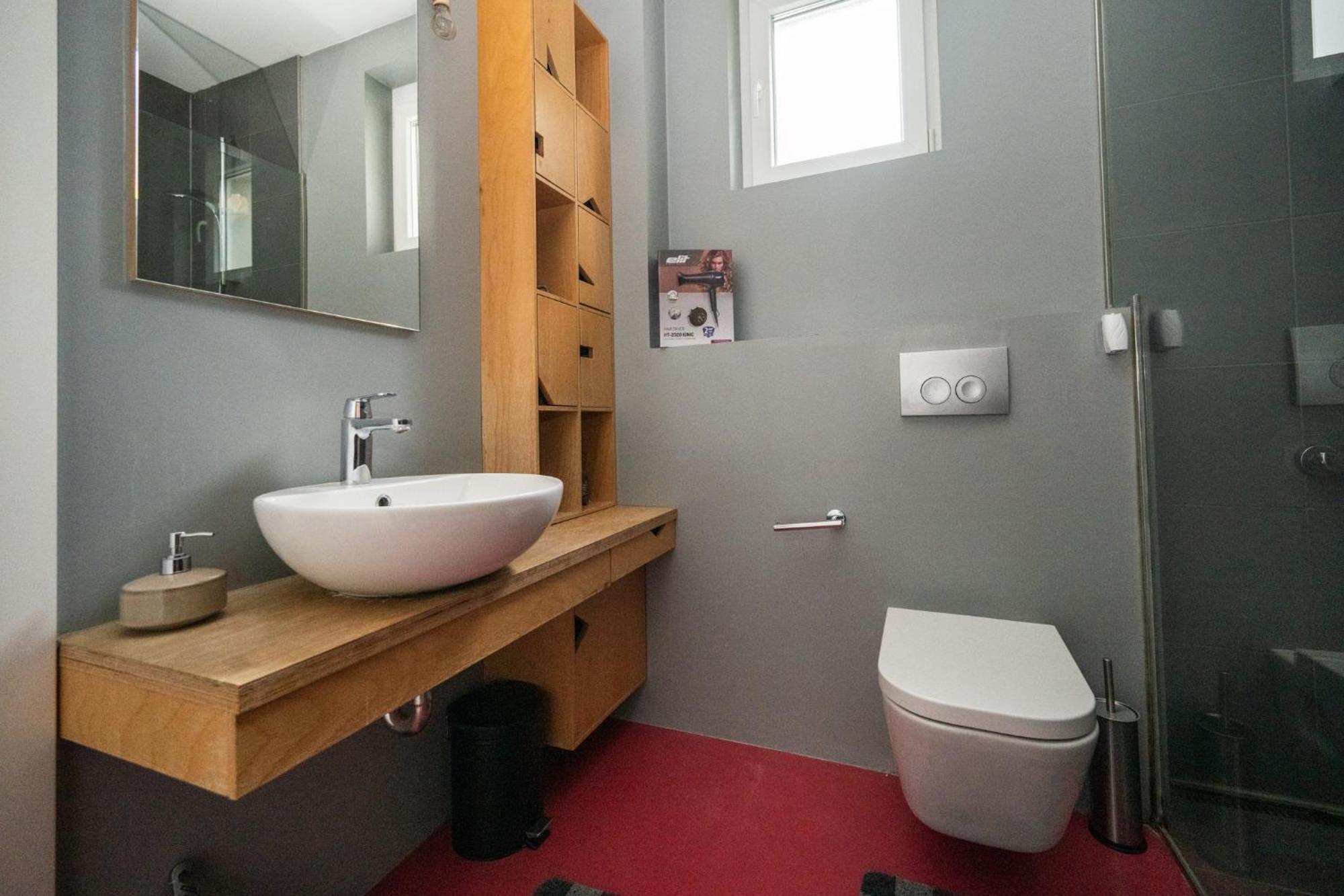Design 1Bdr Apartment With City View Sarajevo Bagian luar foto